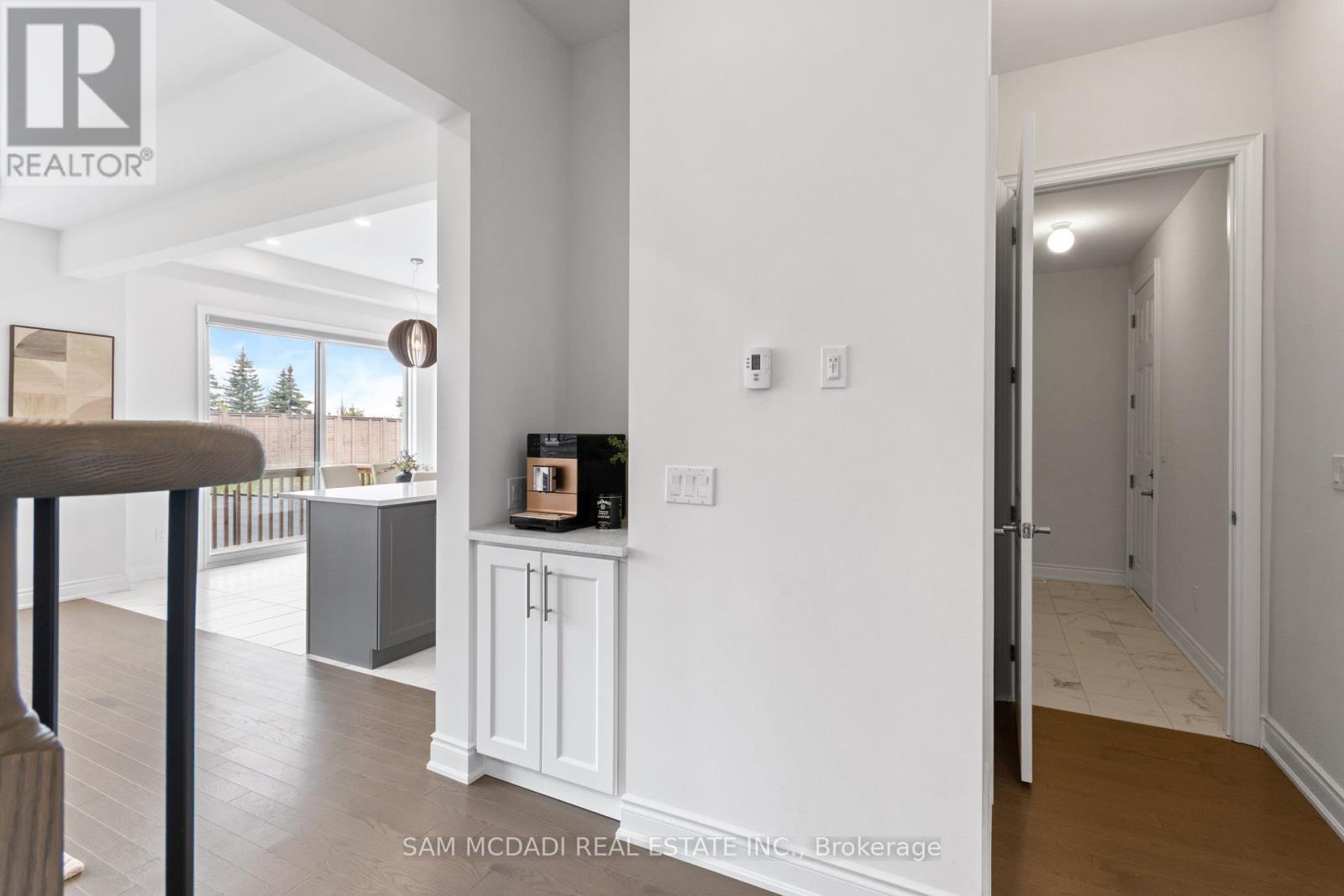 99 Black Walnut Court, Aurora, Ontario  L4G 3X7 - Photo 18 - N13759230