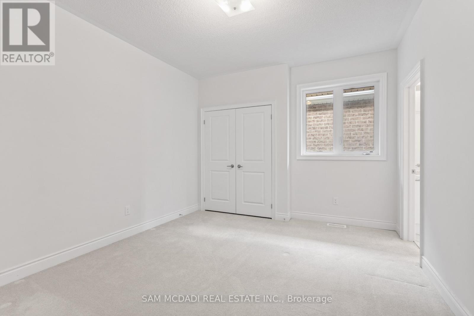 99 Black Walnut Court, Aurora, Ontario  L4G 3X7 - Photo 35 - N13759230
