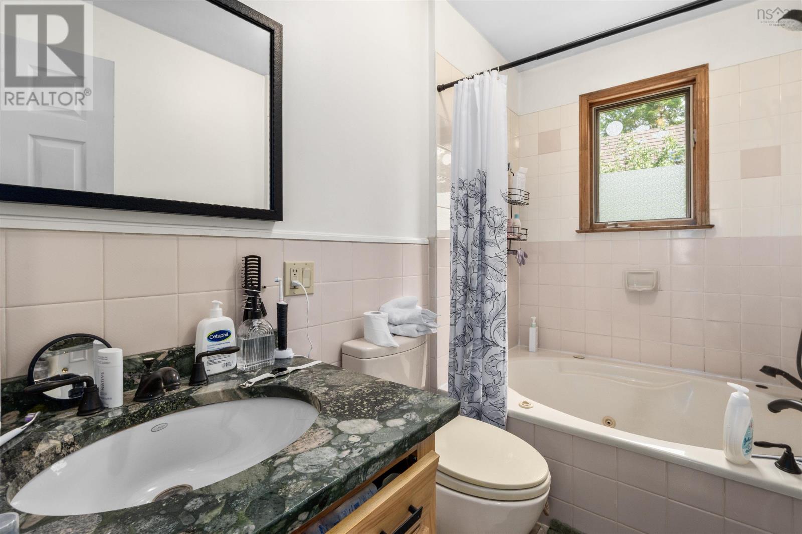 20 1/2 Melville Avenue, Halifax, Nova Scotia  B3P 1E1 - Photo 33 - 202622750