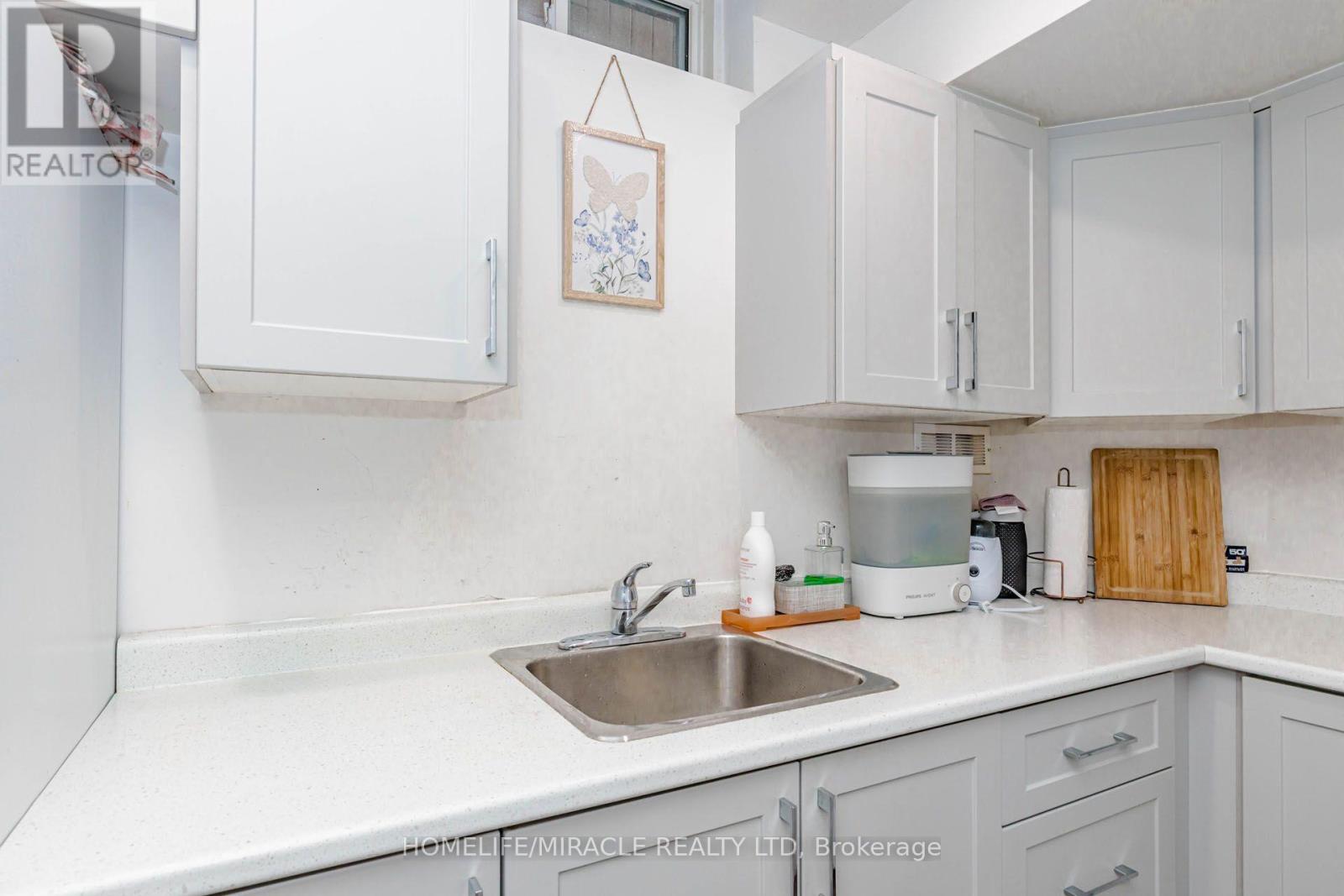 5 Trask Drive, Barrie, Ontario  L4N 5R3 - Photo 36 - S13759048