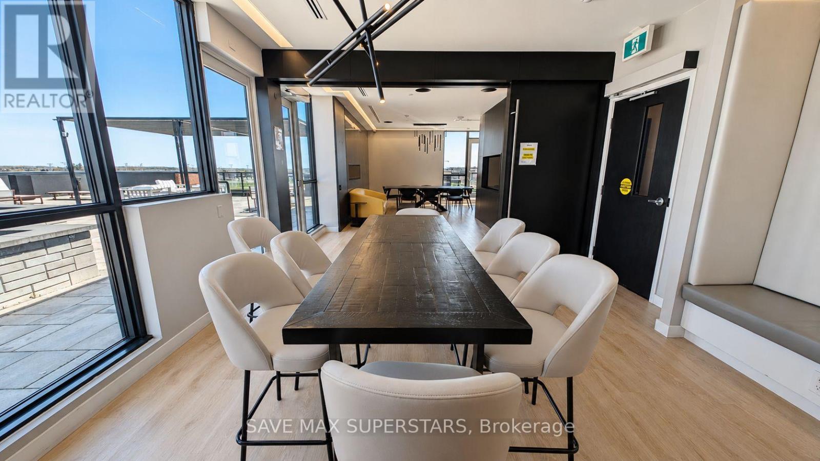 611 - 681 Yonge Street, Barrie, Ontario L4N 4E8 - Photo 31 - S13759246