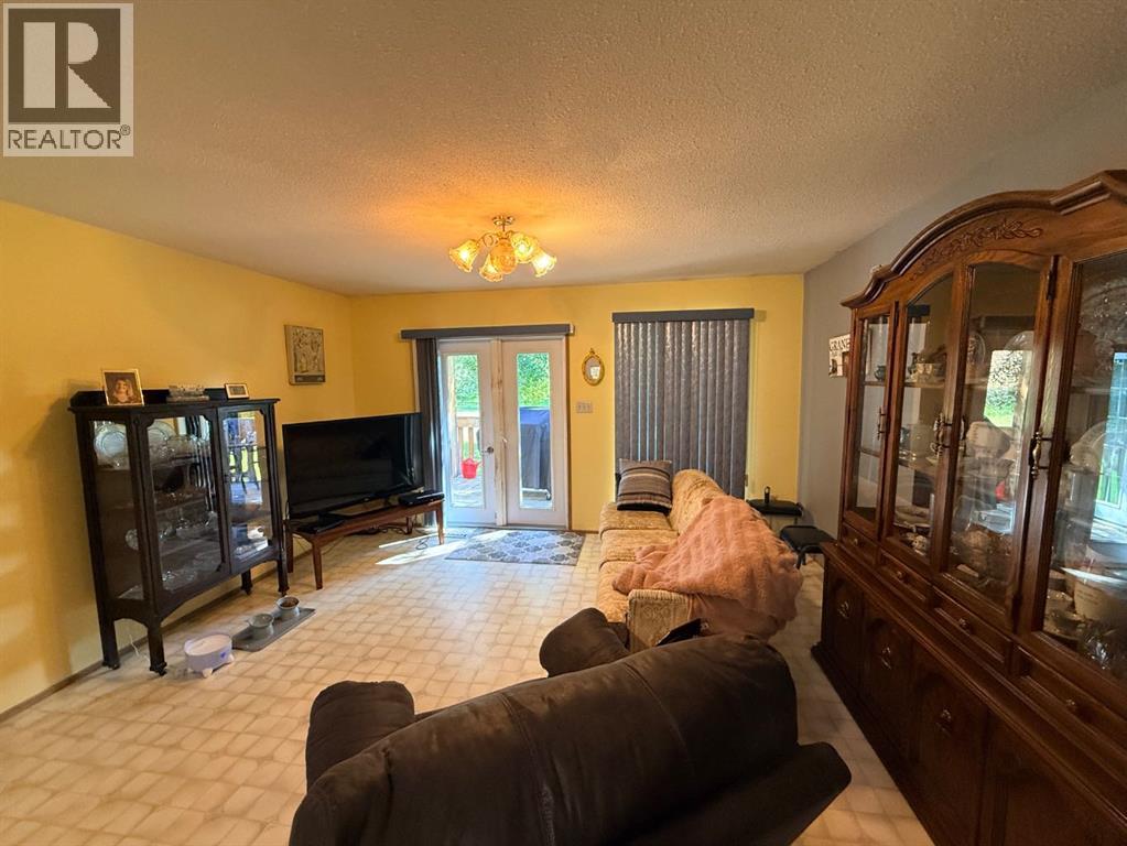 505 1 Avenue photo 8