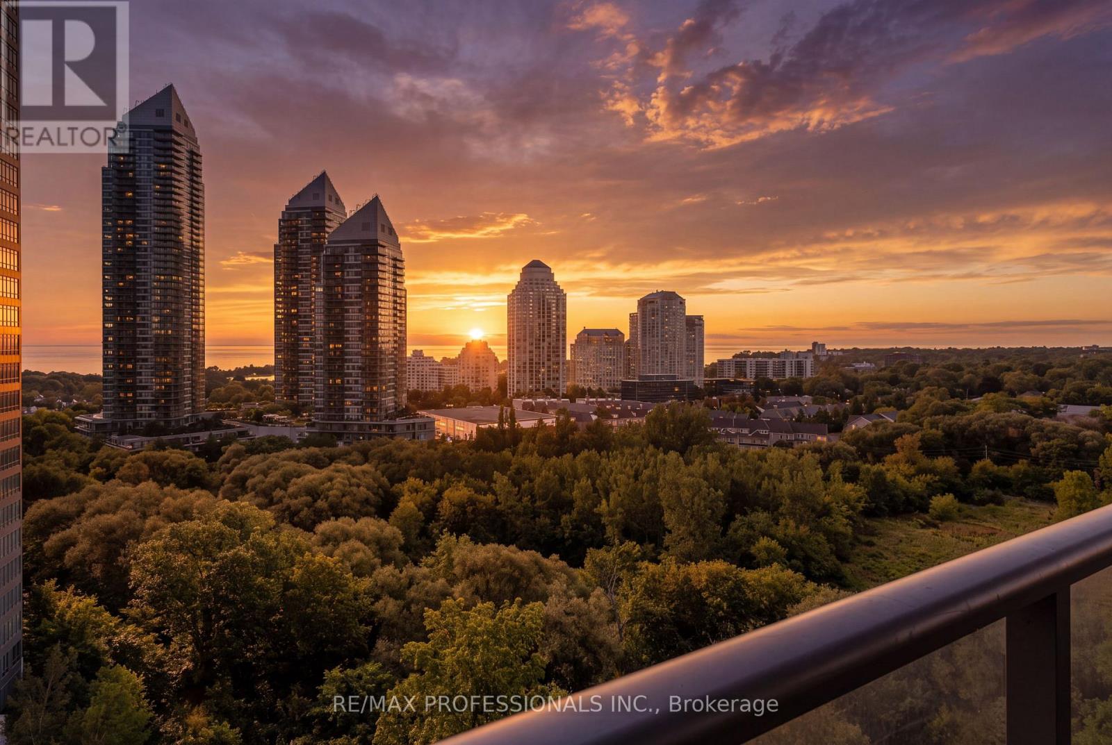 1605 - 88 Park Lawn Road, Toronto, Ontario  M8Y 0B5 - Photo 28 - W13758828