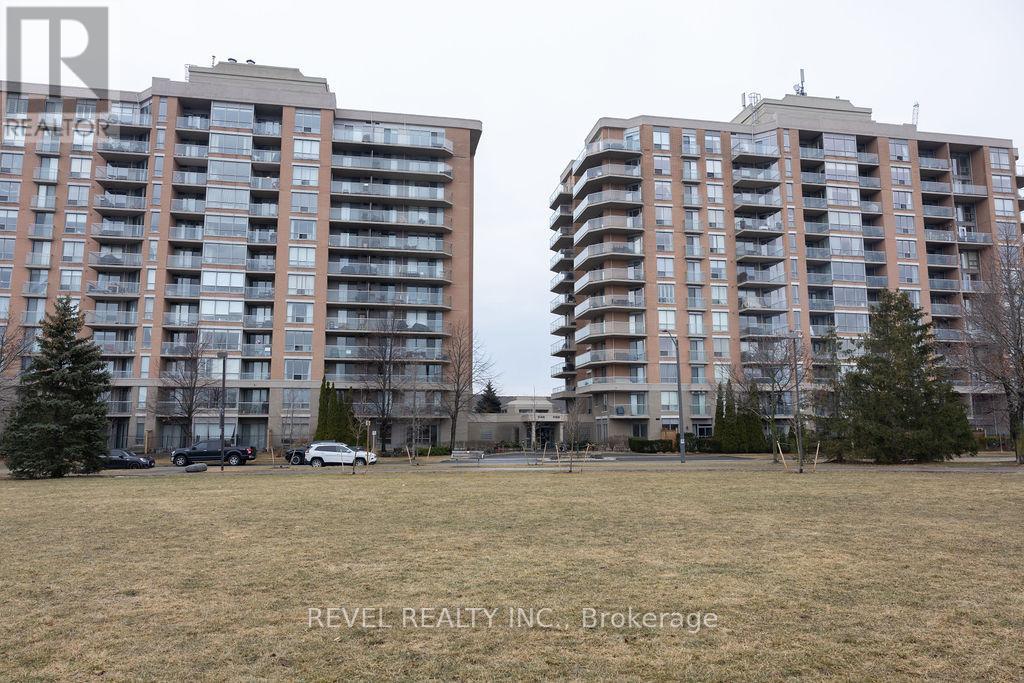 104 - 1150 PARKWEST PLACE, Mississauga, Ontario