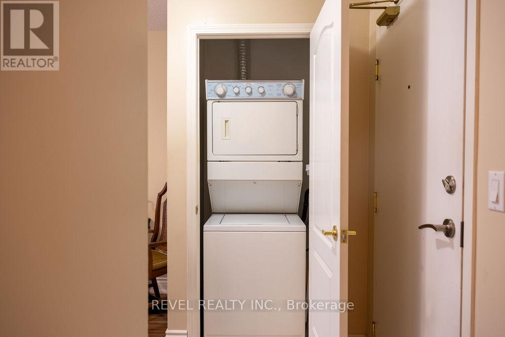 104 - 1150 Parkwest Place, Mississauga, Ontario  L5E 3K4 - Photo 7 - W13758832