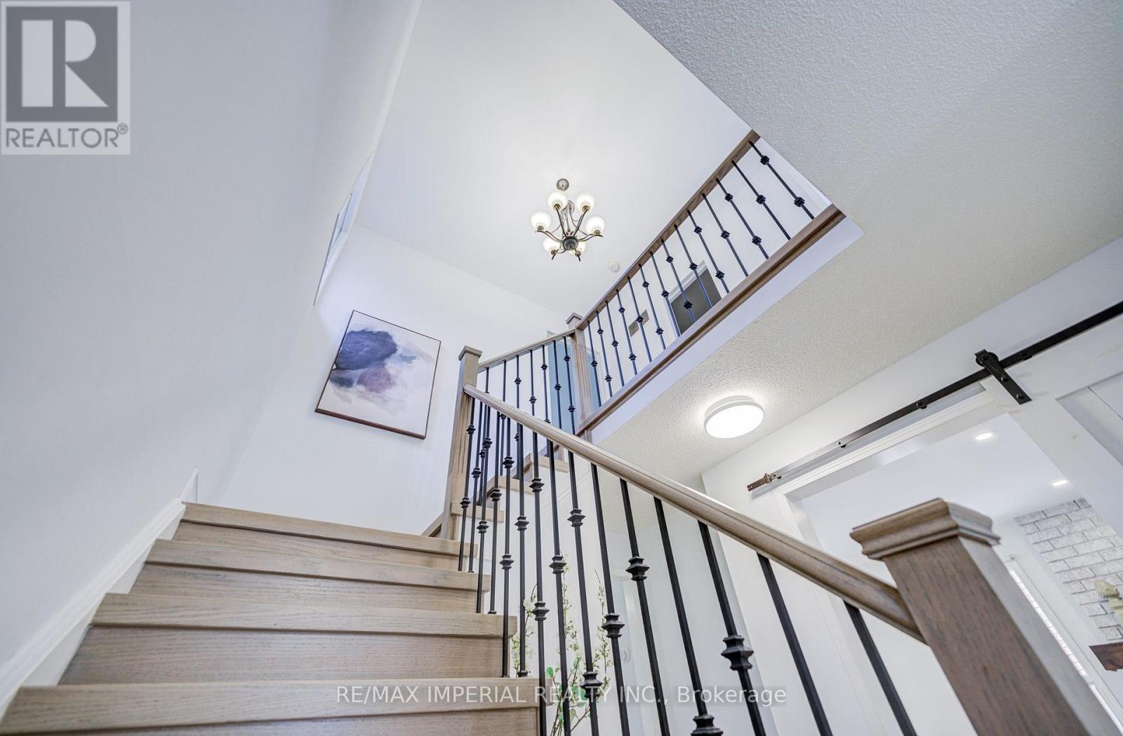 3377 Hargrove Road, Mississauga, Ontario  L5L 4E6 - Photo 13 - W13758878