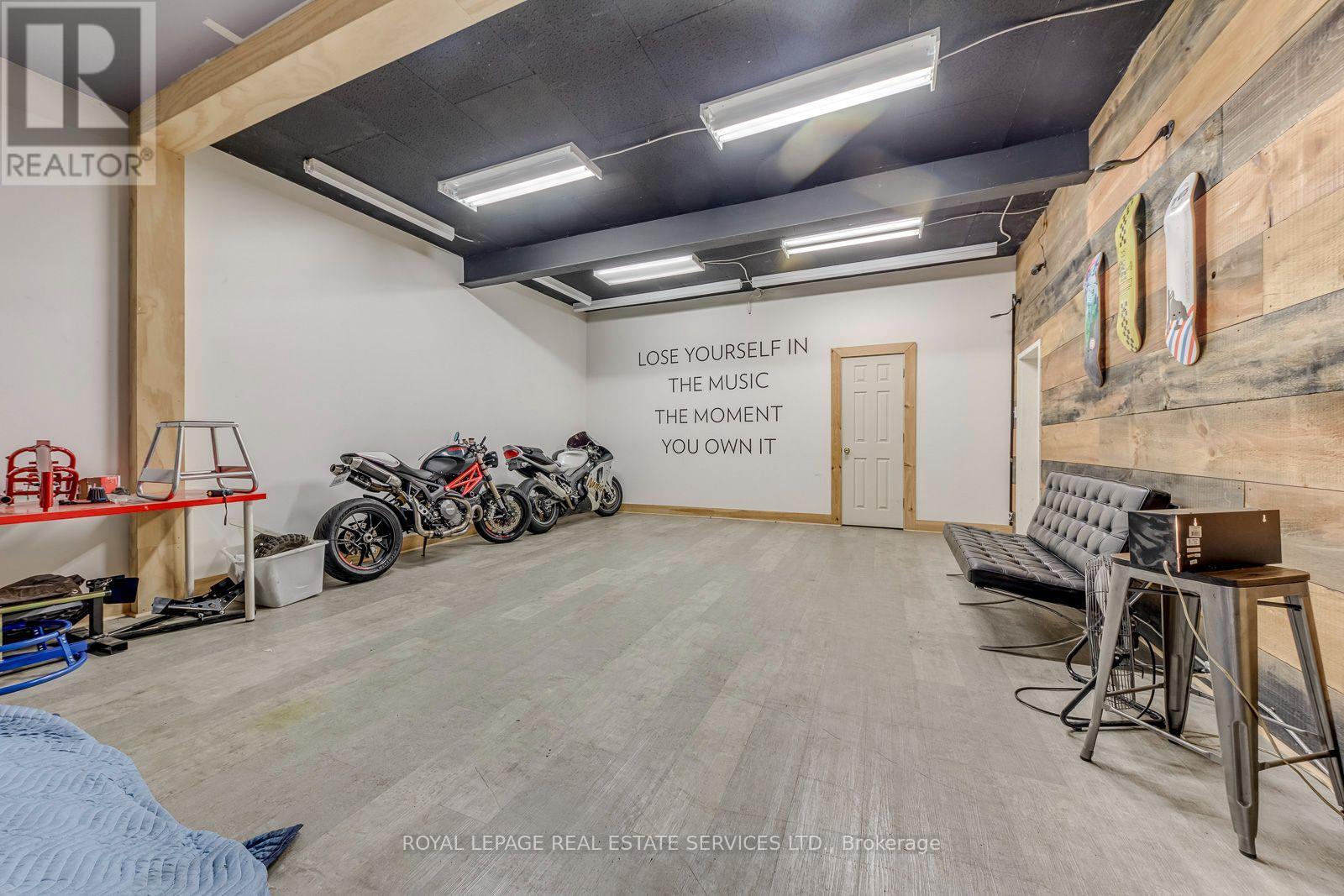 3267 Lake Shore Boulevard W, Toronto, Ontario  M8V 1M2 - Photo 24 - W13758888