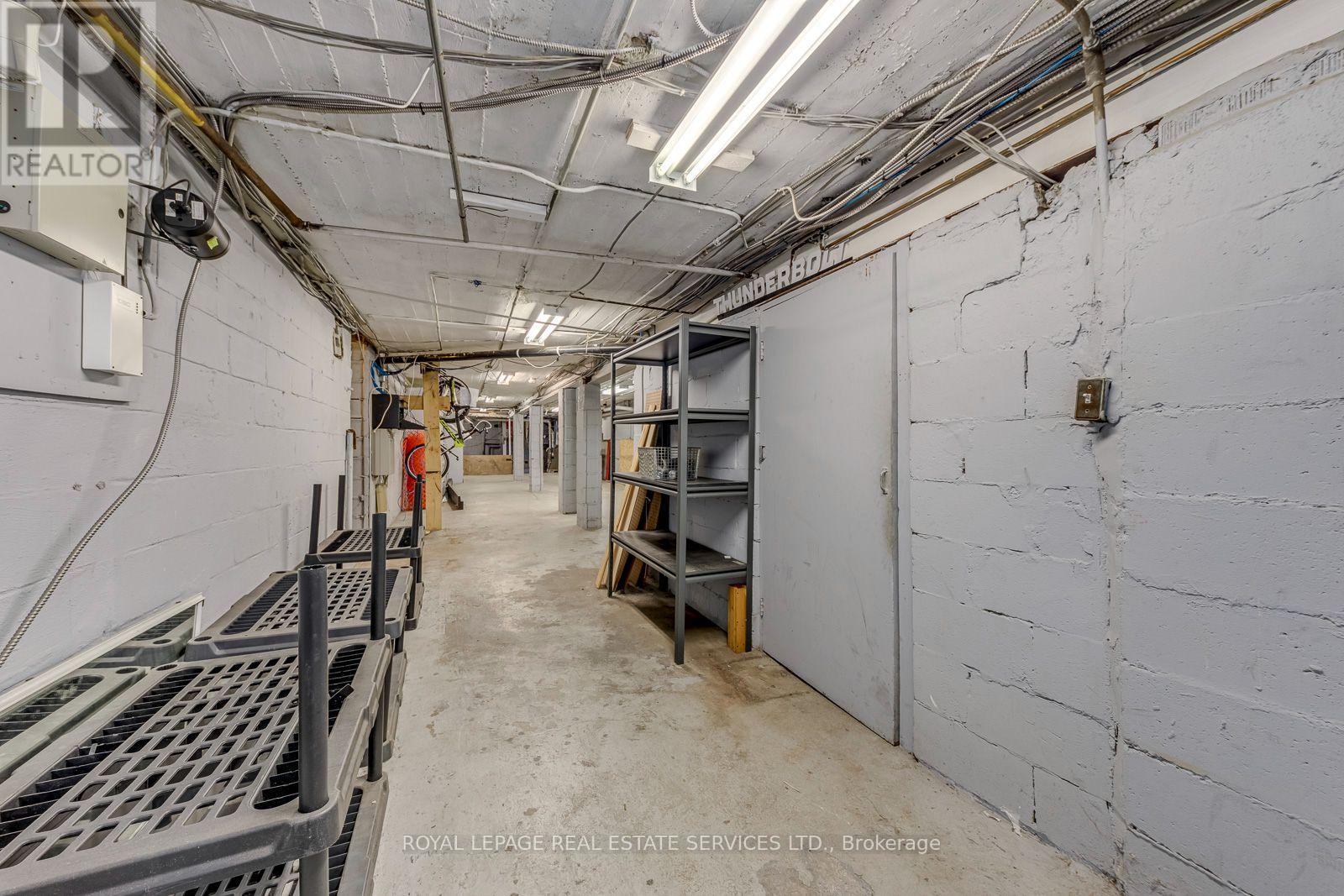 3267 Lake Shore Boulevard W, Toronto, Ontario  M8V 1M2 - Photo 38 - W13758888