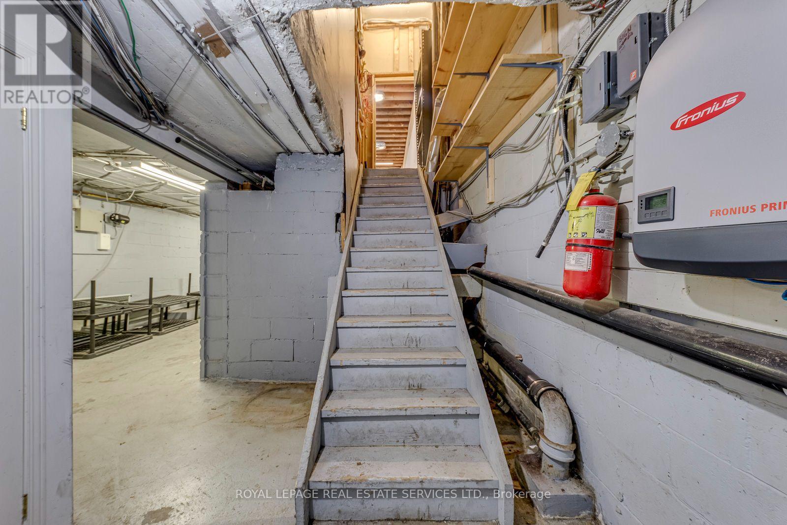 3267 Lake Shore Boulevard W, Toronto, Ontario  M8V 1M2 - Photo 40 - W13758888