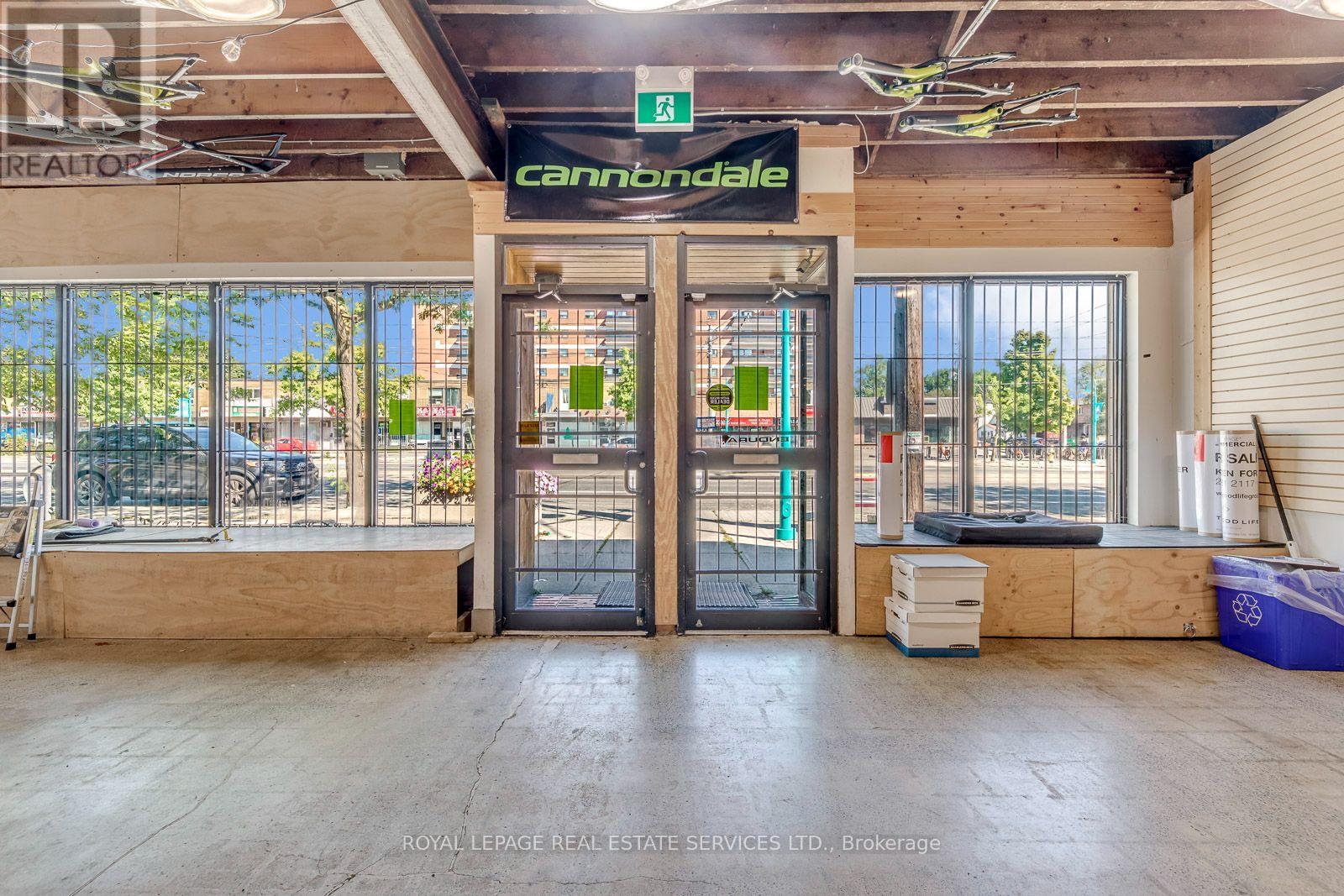3267 Lake Shore Boulevard W, Toronto, Ontario  M8V 1M2 - Photo 6 - W13758888