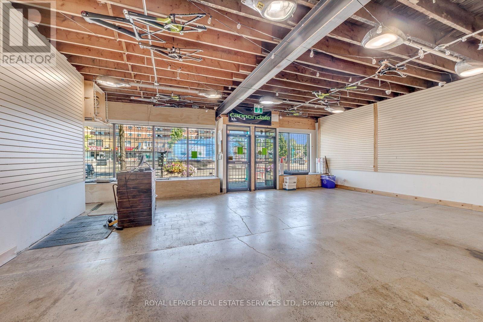 3267 Lake Shore Boulevard W, Toronto, Ontario  M8V 1M2 - Photo 9 - W13758888