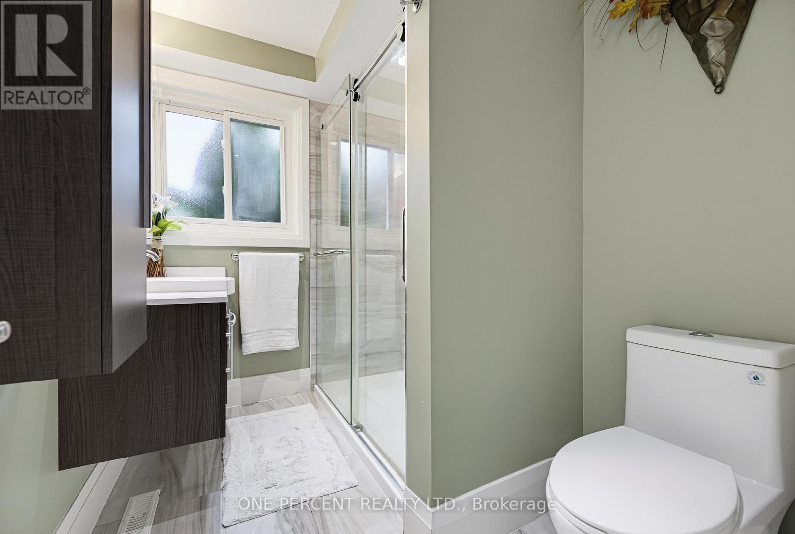 25 Hilltop Drive, Caledon, Ontario  L7C 1H6 - Photo 22 - W13758914
