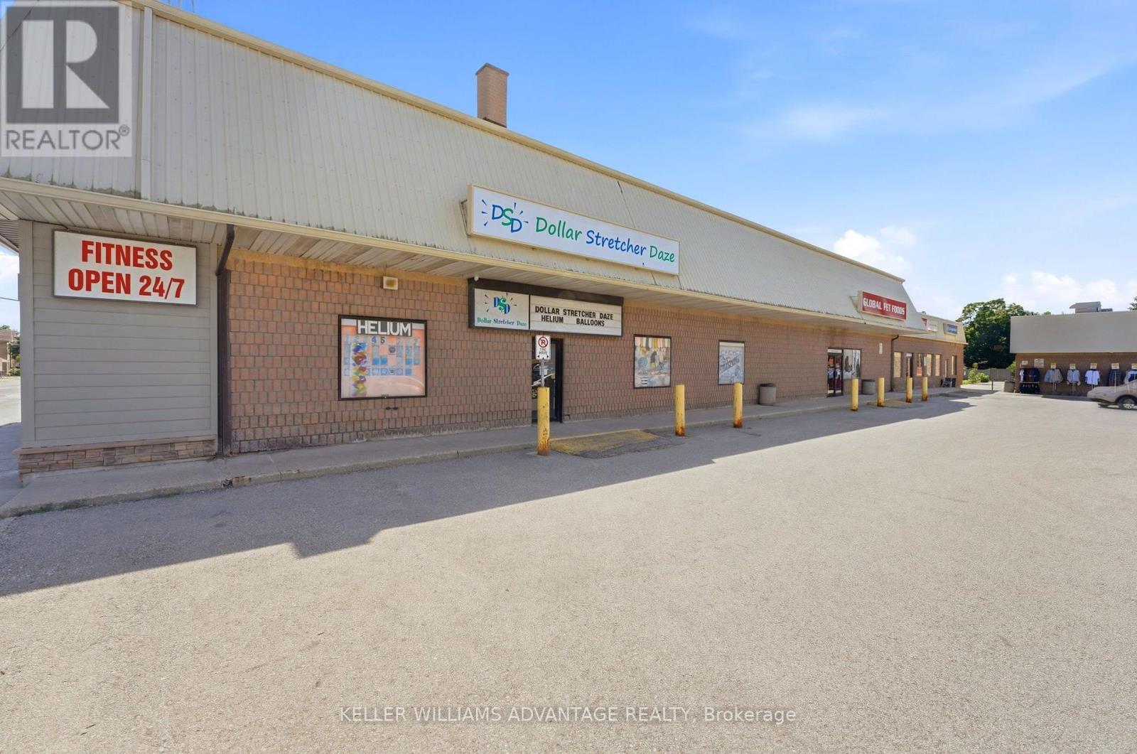 8 MAIN STREET N, Halton Hills, Ontario