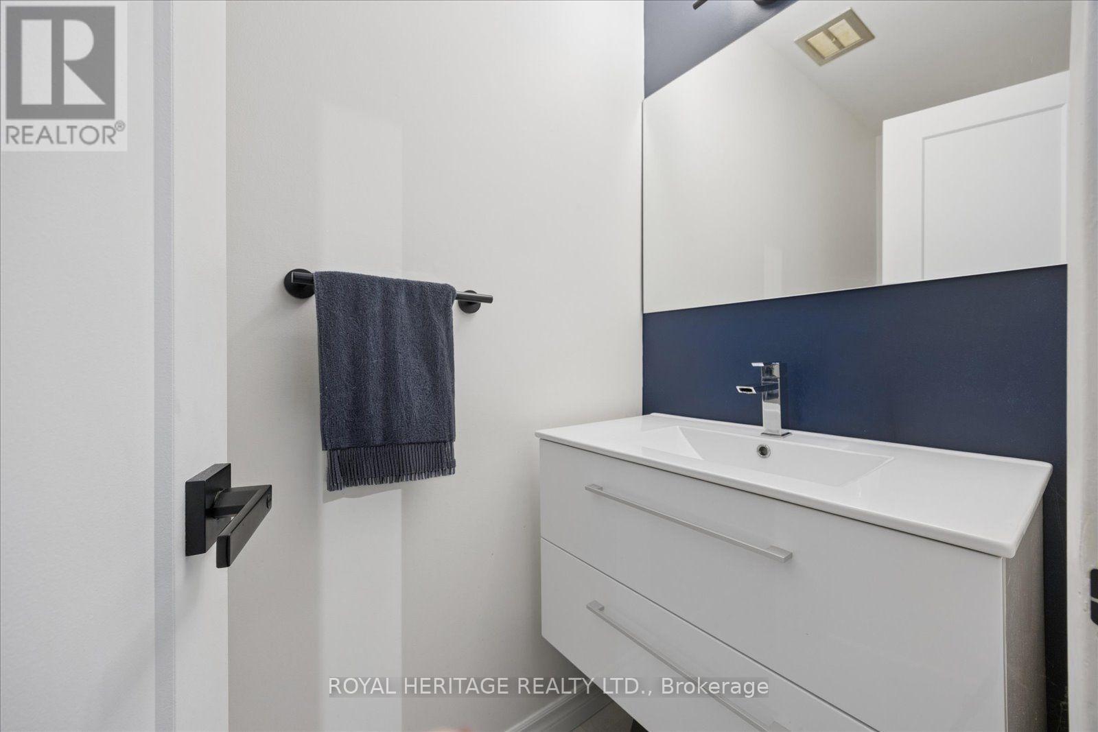 105 - 701 Burnhamthorpe Road, Toronto, Ontario  M9C 2Z6 - Photo 17 - W13759088