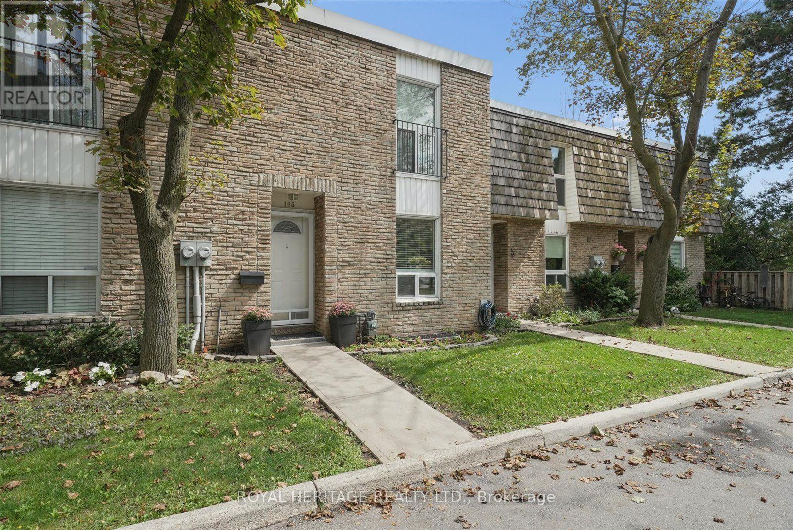 105 - 701 Burnhamthorpe Road, Toronto, Ontario  M9C 2Z6 - Photo 2 - W13759088