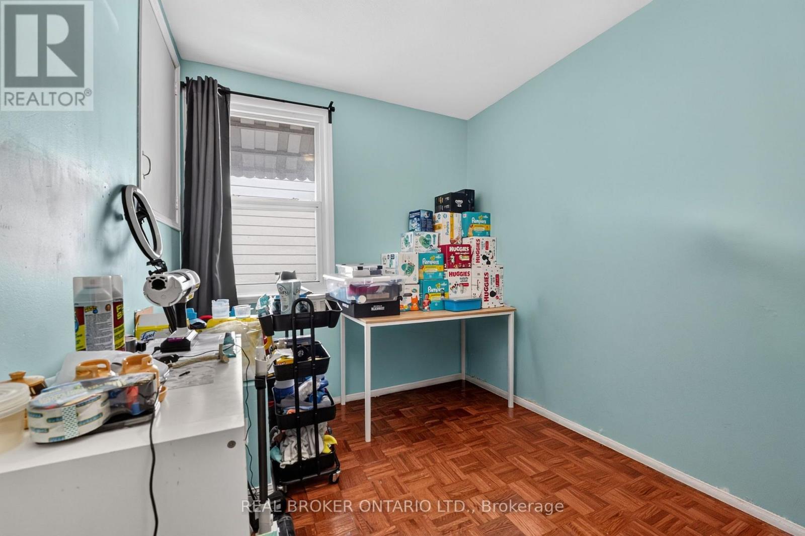 238 Chambers Avenue, Toronto, Ontario  M6M 3L5 - Photo 16 - W13759148