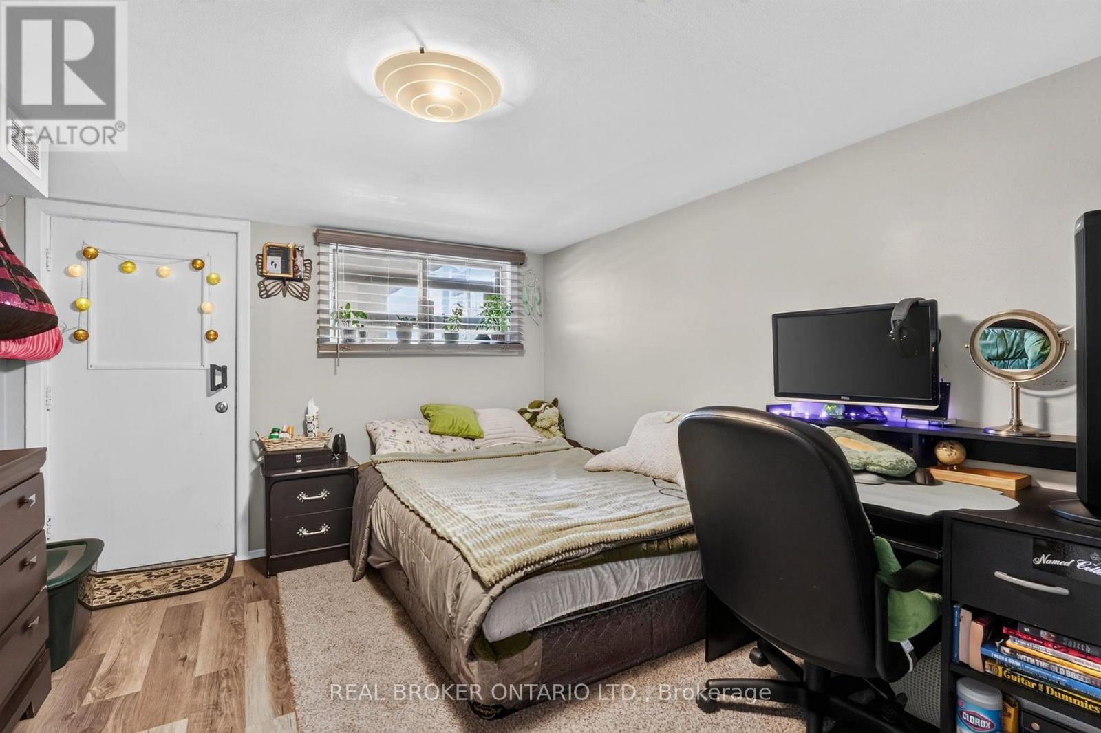 238 Chambers Avenue, Toronto, Ontario  M6M 3L5 - Photo 42 - W13759148