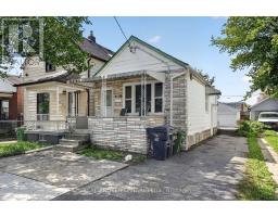 238 CHAMBERS AVENUE, Toronto, Ontario