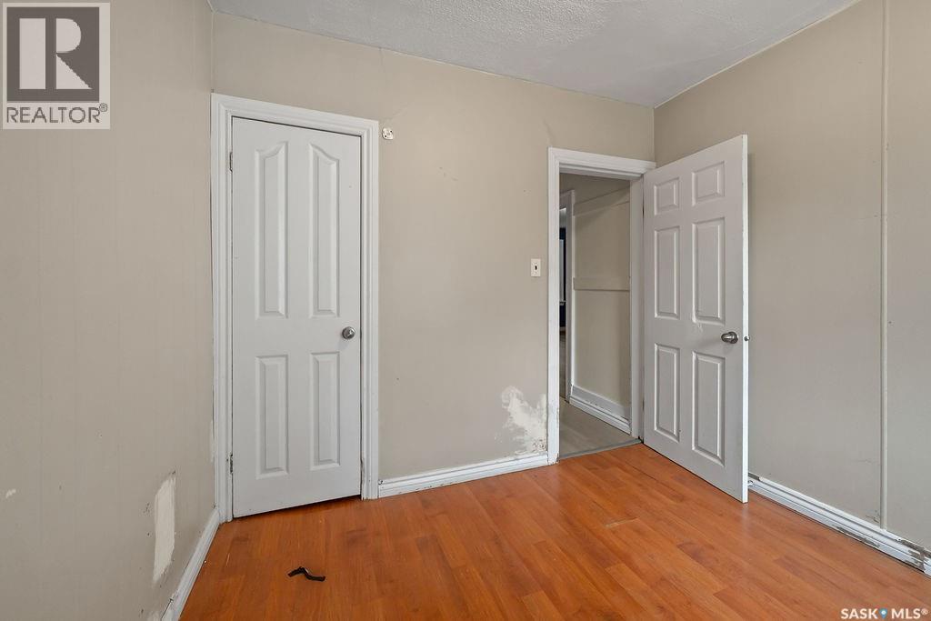 1450 Royal Street, Regina, Saskatchewan  S4T 5A3 - Photo 11 - SK047773