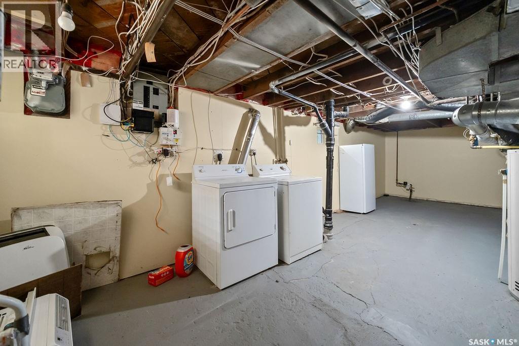 1450 Royal Street, Regina, Saskatchewan  S4T 5A3 - Photo 21 - SK047773