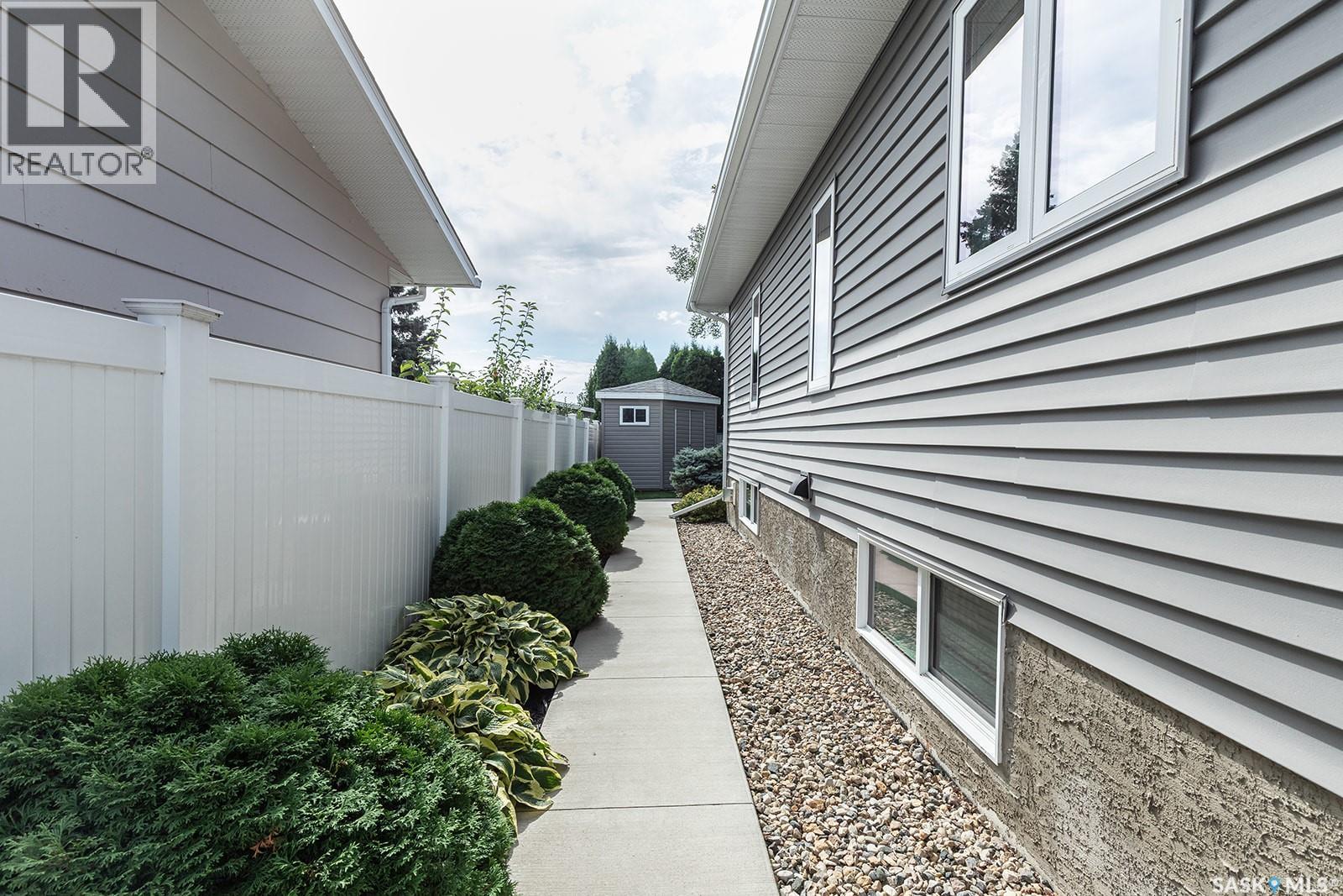 355 Coppermine Crescent, Saskatoon, Saskatchewan  S7K 4L5 - Photo 41 - SK047749