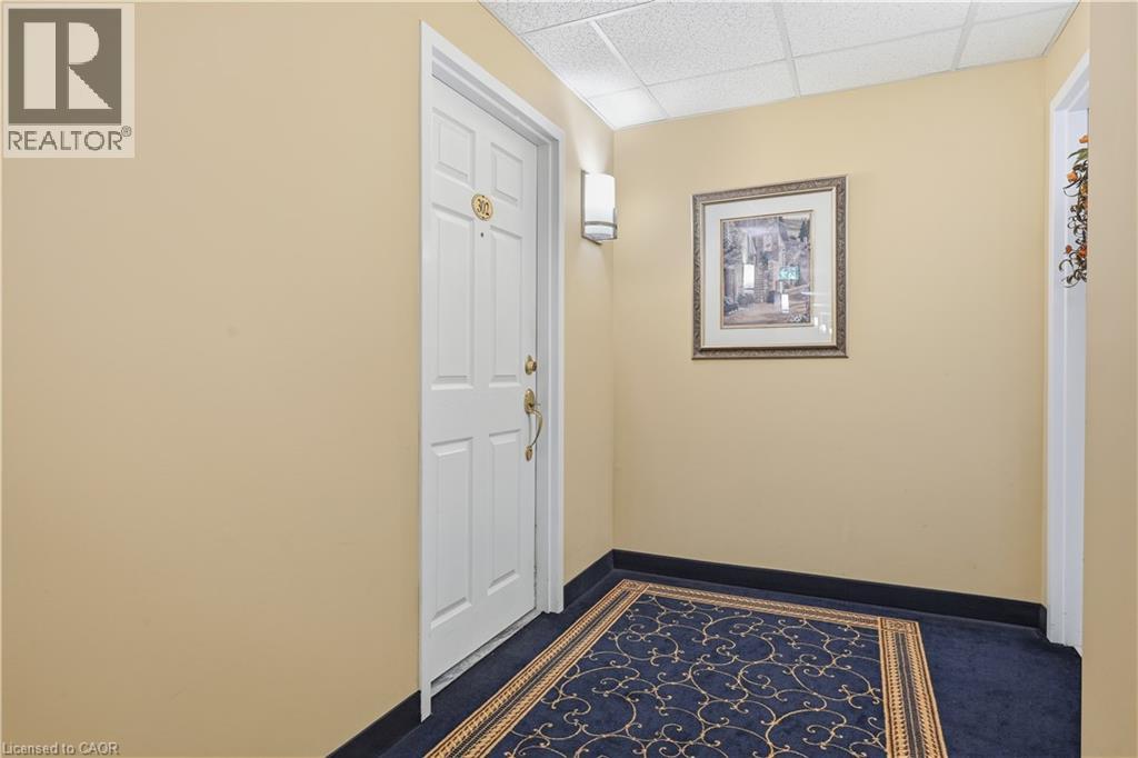 216a Plains Road W Unit# 302, Burlington, Ontario  L7T 4K8 - Photo 3 - 40861197