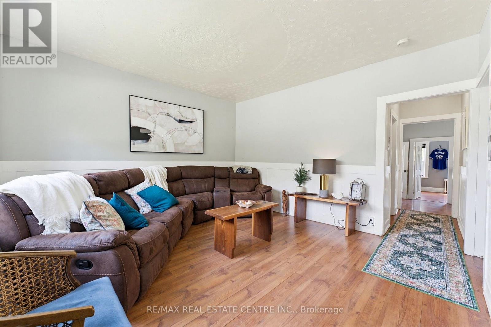 25 Beverly Street, Cambridge, Ontario  N1R 3Z4 - Photo 4 - X13759102