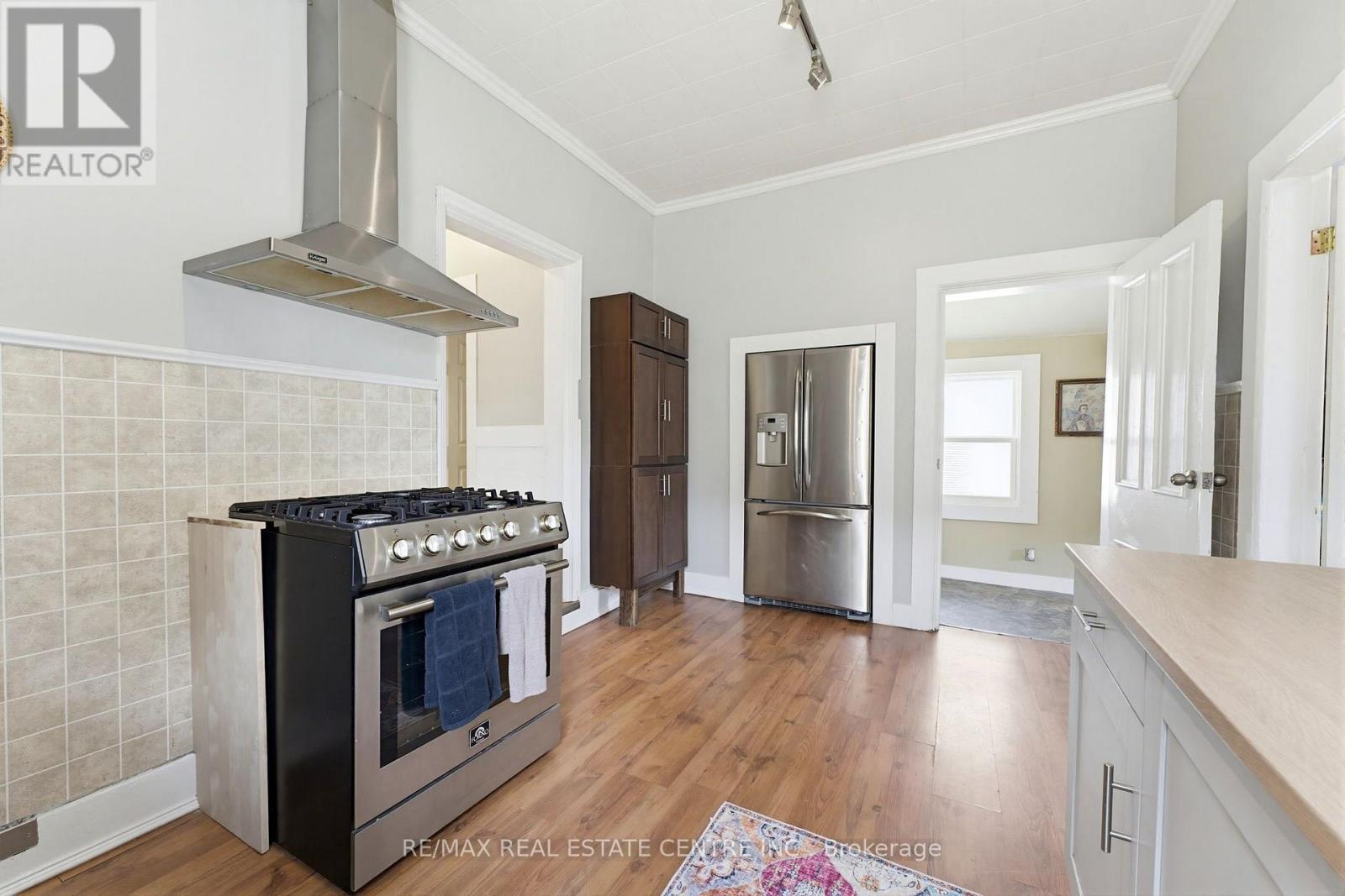 25 Beverly Street, Cambridge, Ontario  N1R 3Z4 - Photo 8 - X13759102