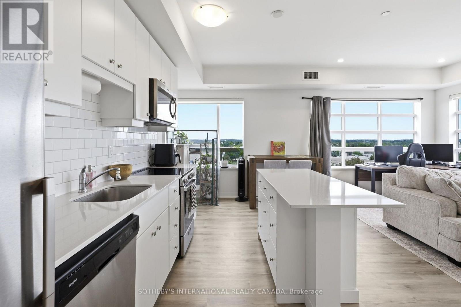 514 - 247 NORTHFIELD DRIVE E, Waterloo, Ontario