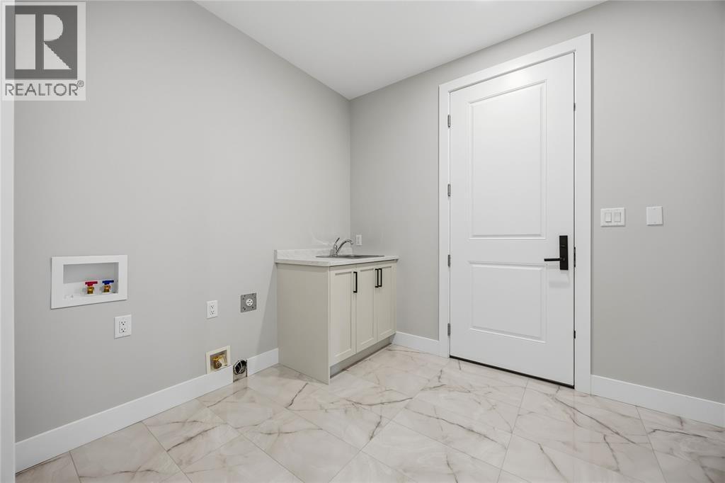 6936 Shoreside Drive, Plympton-Wyoming, Ontario  N0N 1E0 - Photo 20 - 26009123