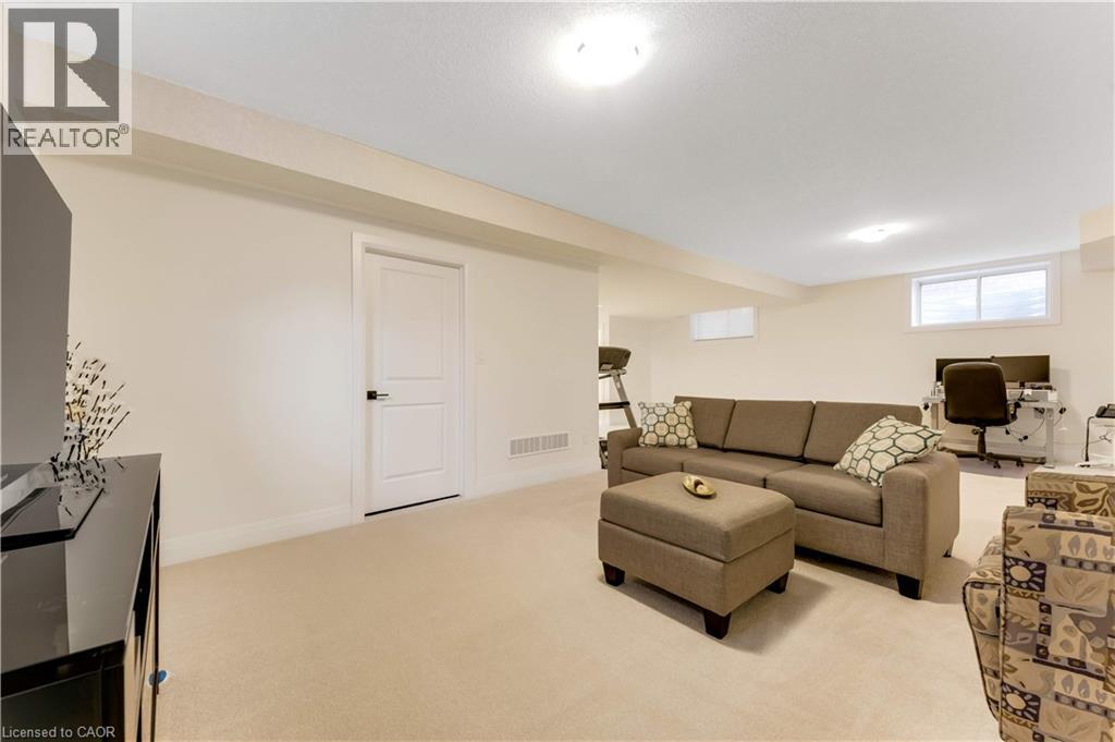 27 Jacob Detweiller Drive, Kitchener, Ontario  N2P 0K7 - Photo 33 - 40860497