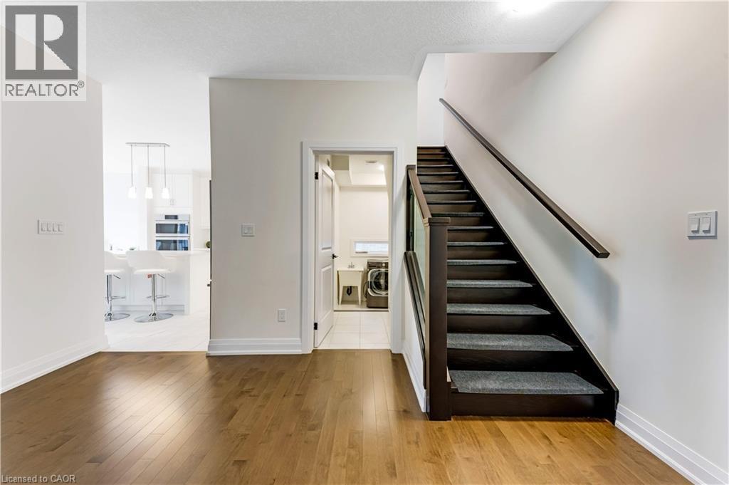 27 Jacob Detweiller Drive, Kitchener, Ontario  N2P 0K7 - Photo 6 - 40860497