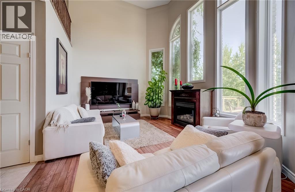 573 Robert Ferrie Drive, Kitchener, Ontario  N2P 2T8 - Photo 6 - 40861008