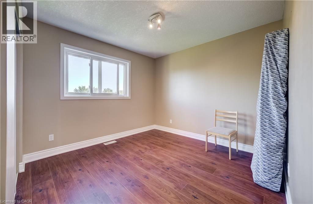573 Robert Ferrie Drive, Kitchener, Ontario  N2P 2T8 - Photo 23 - 40861008