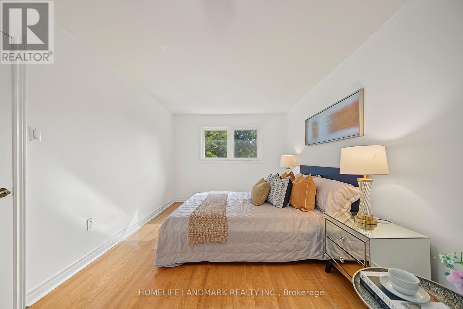 3314 Queen Frederica Drive, Mississauga, Ontario  L4Y 3B2 - Photo 14 - W13758994