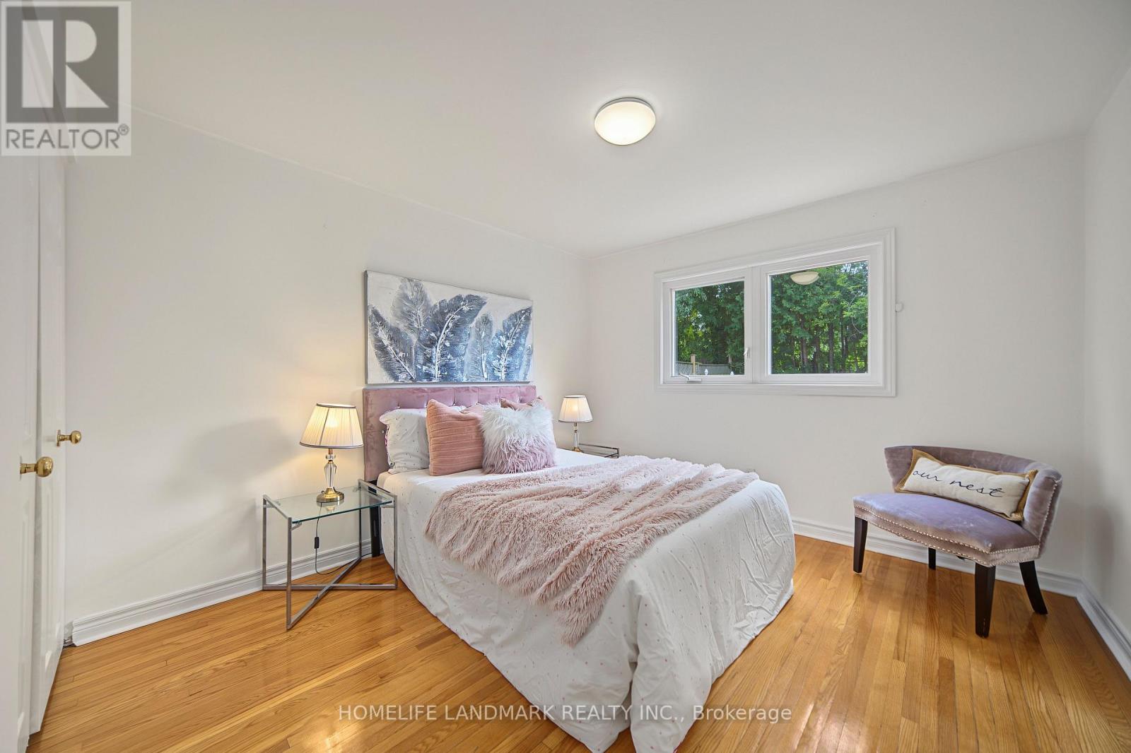 3314 Queen Frederica Drive, Mississauga, Ontario  L4Y 3B2 - Photo 16 - W13758994