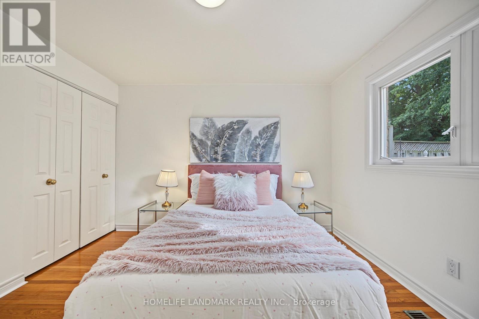 3314 Queen Frederica Drive, Mississauga, Ontario  L4Y 3B2 - Photo 18 - W13758994