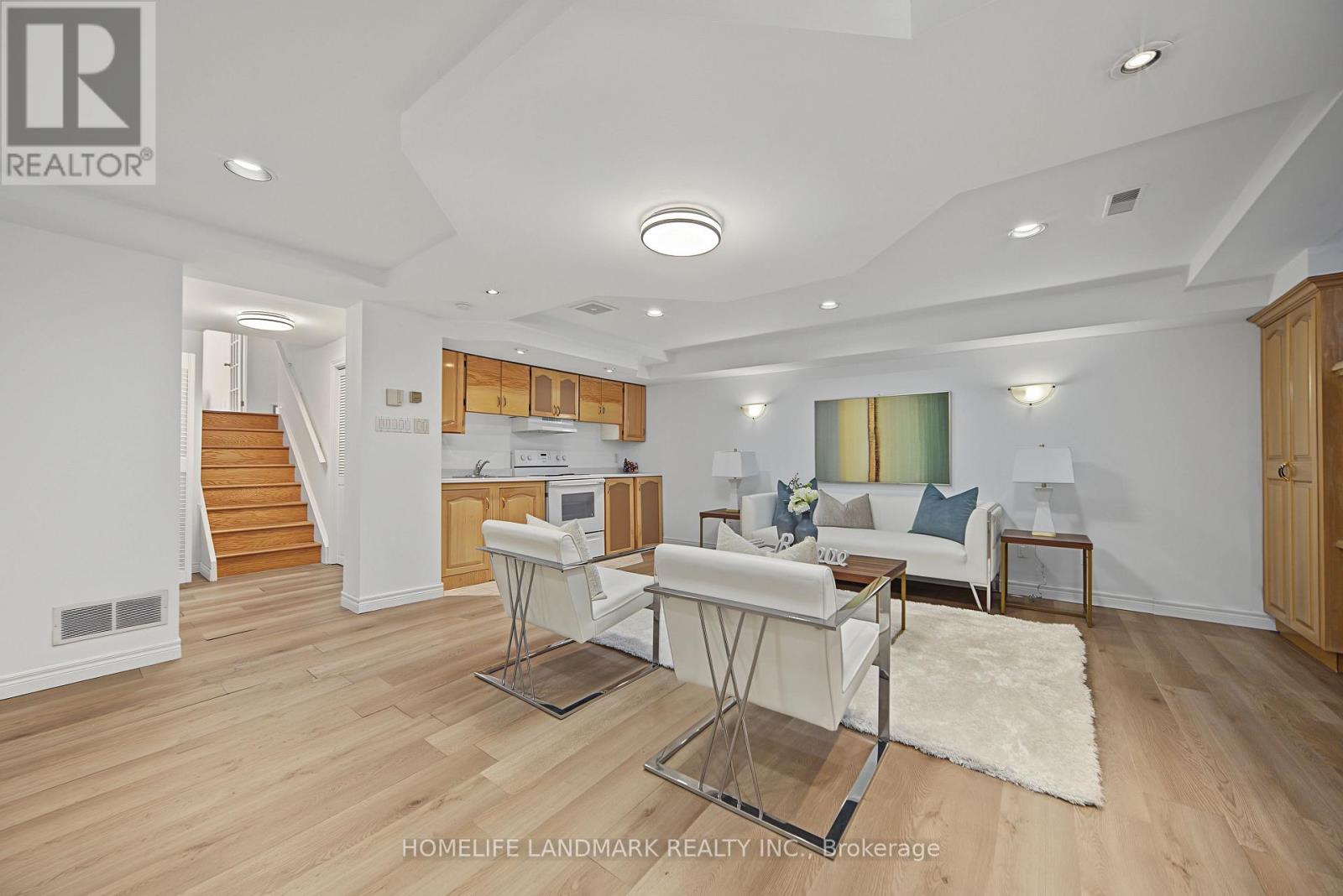 3314 Queen Frederica Drive, Mississauga, Ontario  L4Y 3B2 - Photo 30 - W13758994