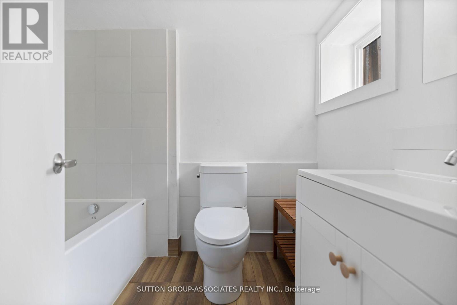 853 Manning Avenue, Toronto, Ontario  M6G 2X1 - Photo 31 - C13753750
