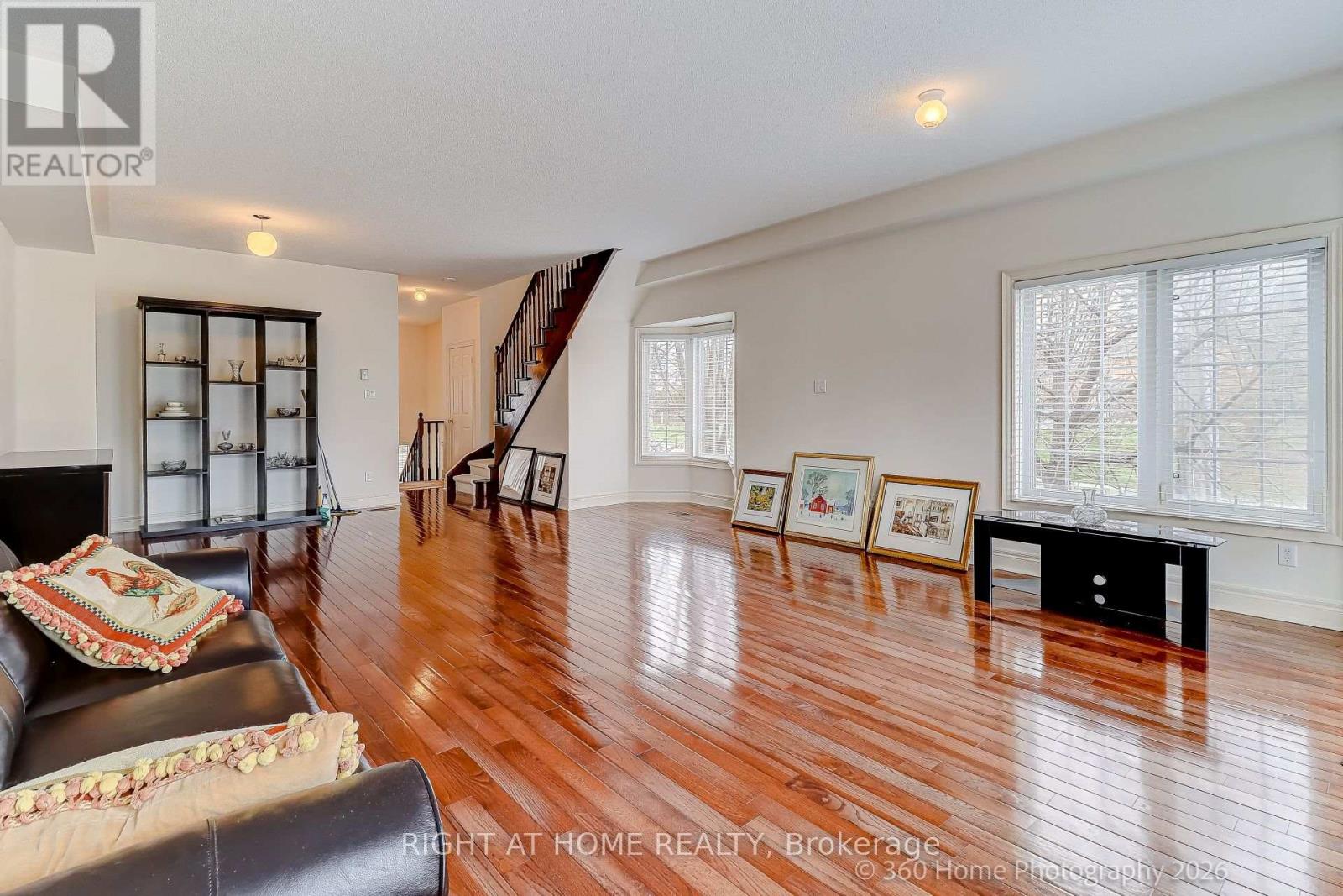 2 - 1130 Cawthra Road, Mississauga, Ontario  L5G 4V7 - Photo 2 - W13750872