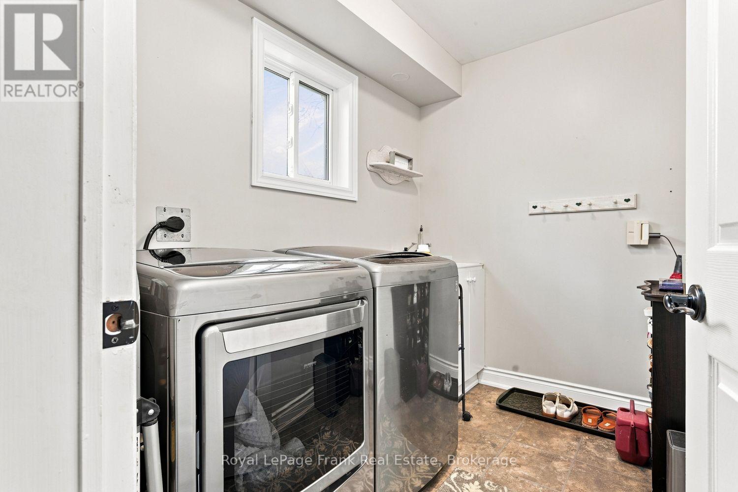 39 Mcivor Street, Whitby, Ontario  L1R 2L7 - Photo 19 - E13759274