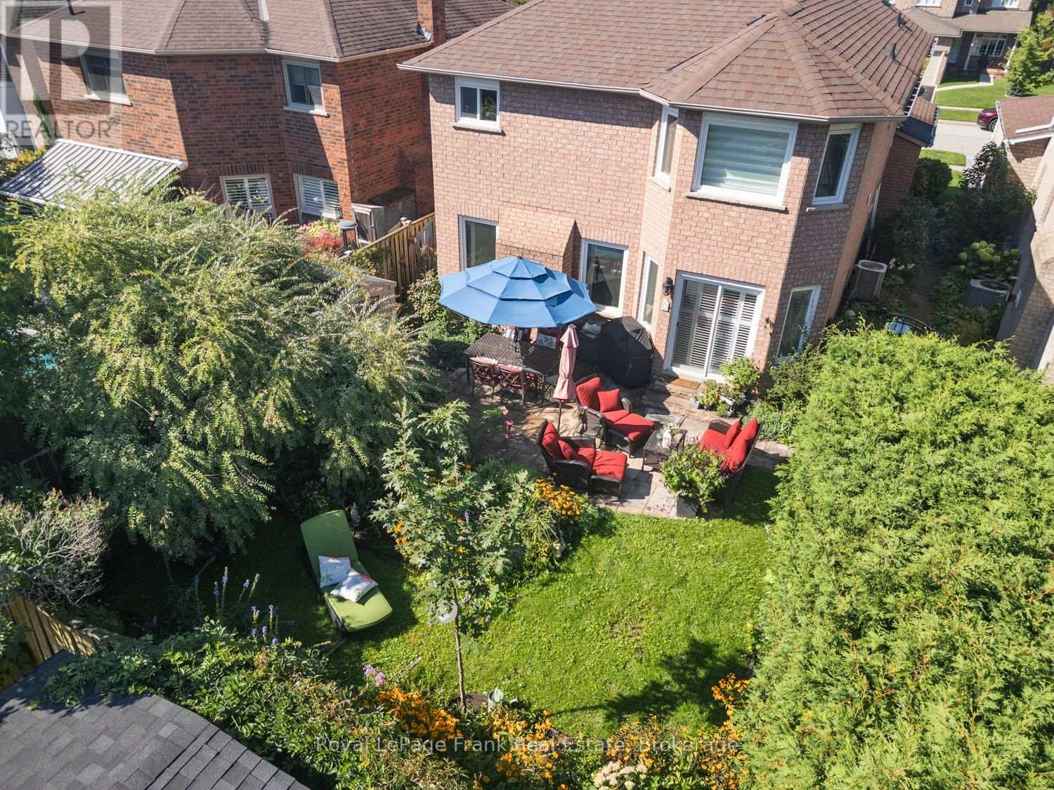 39 Mcivor Street, Whitby, Ontario  L1R 2L7 - Photo 37 - E13759274
