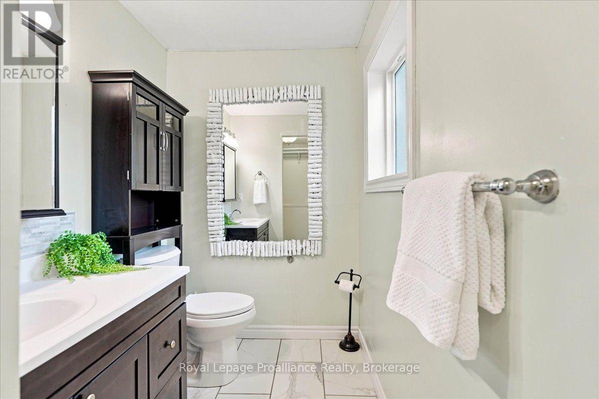 10 Nightingale Lane, Quinte West, Ontario  K8N 4Z3 - Photo 17 - X13759376