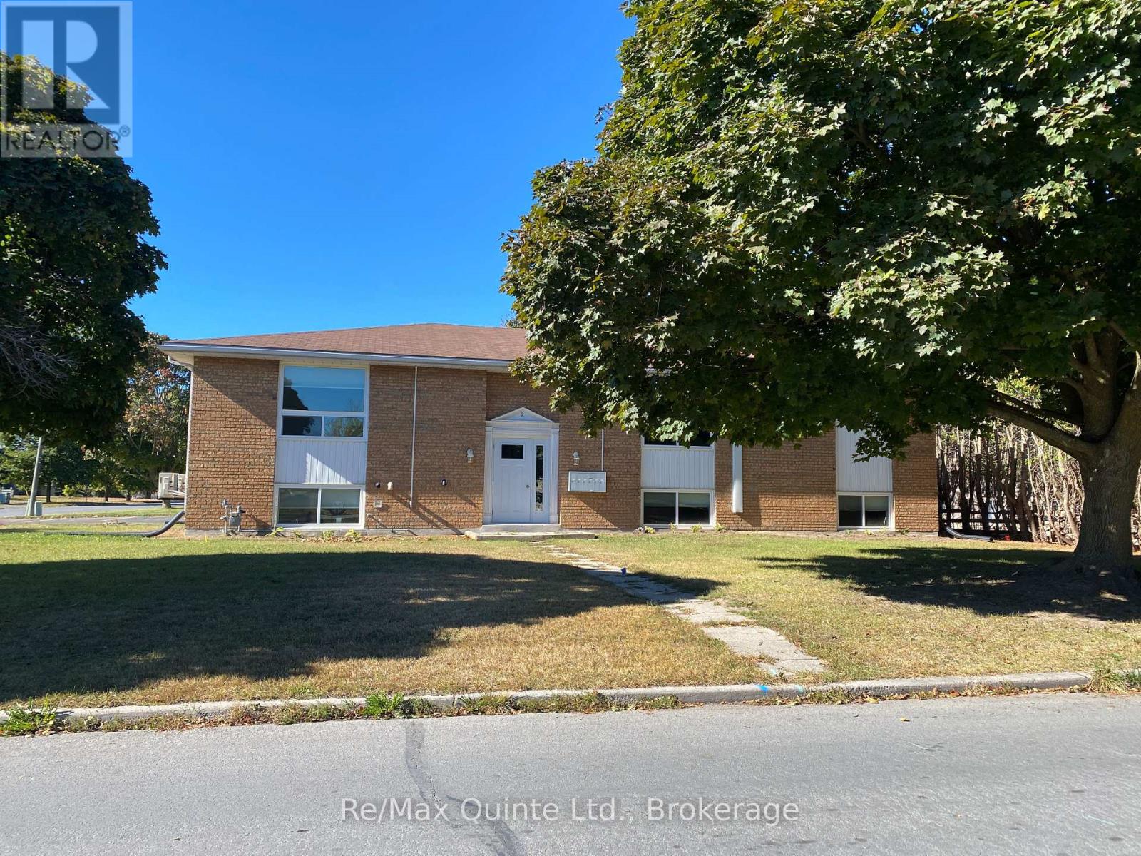 3 - 2 Village Drive, Belleville, Ontario  K8P 4J8 - Photo 1 - X13759492