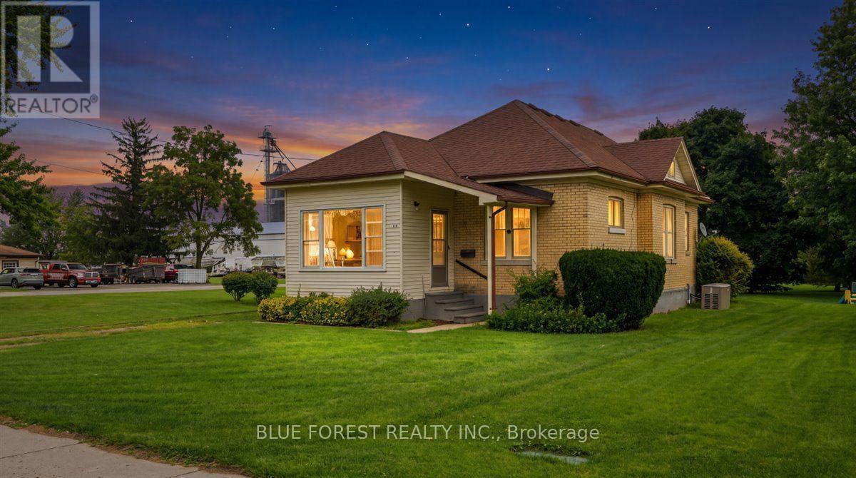 144 CLYDE STREET, Adelaide Metcalfe, Ontario