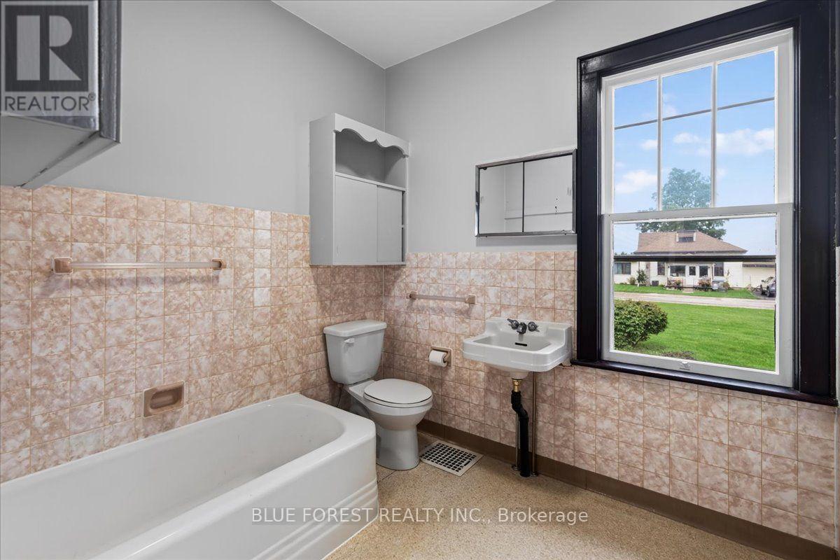 144 Clyde Street, Adelaide Metcalfe, Ontario  N0M 2B0 - Photo 16 - X13759358