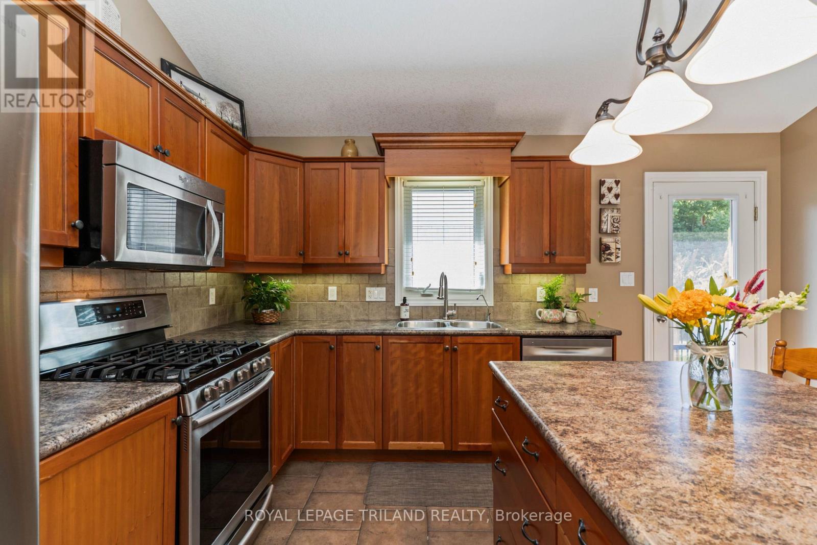 5 Sandpiper Place, St. Thomas, Ontario  N5R 0A9 - Photo 12 - X13759446