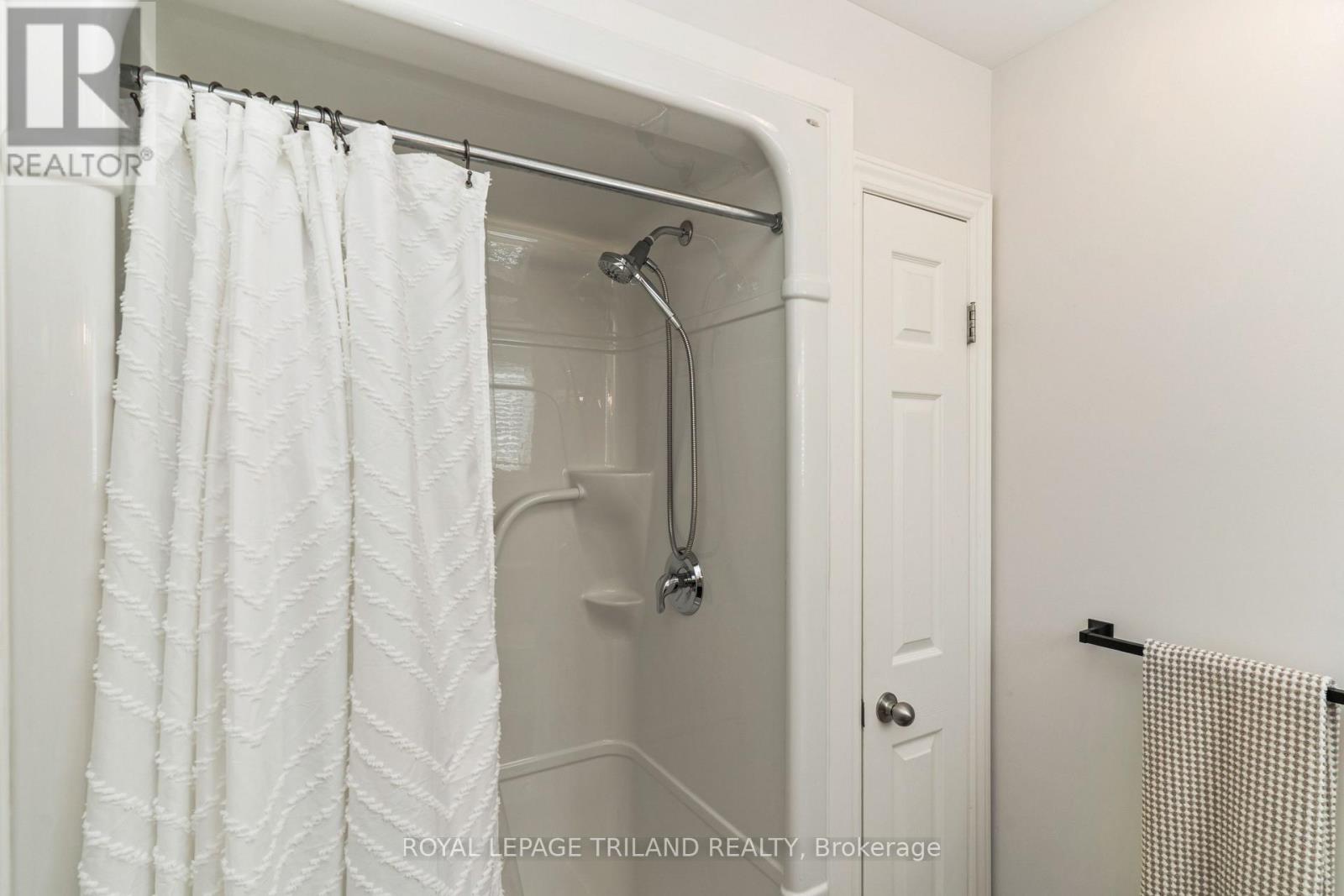 5 Sandpiper Place, St. Thomas, Ontario  N5R 0A9 - Photo 17 - X13759446
