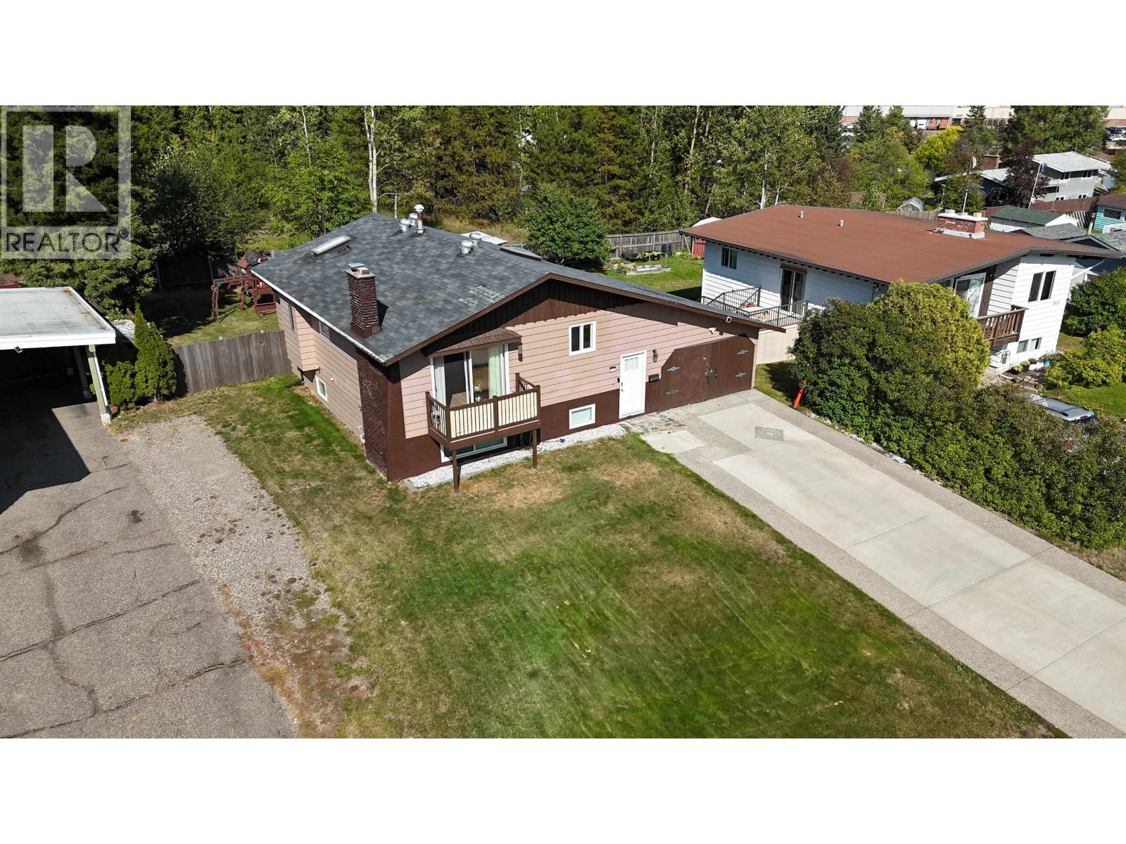 2852 Alexander Crescent, Prince George, British Columbia  V2N 1J7 - Photo 2 - R3163002