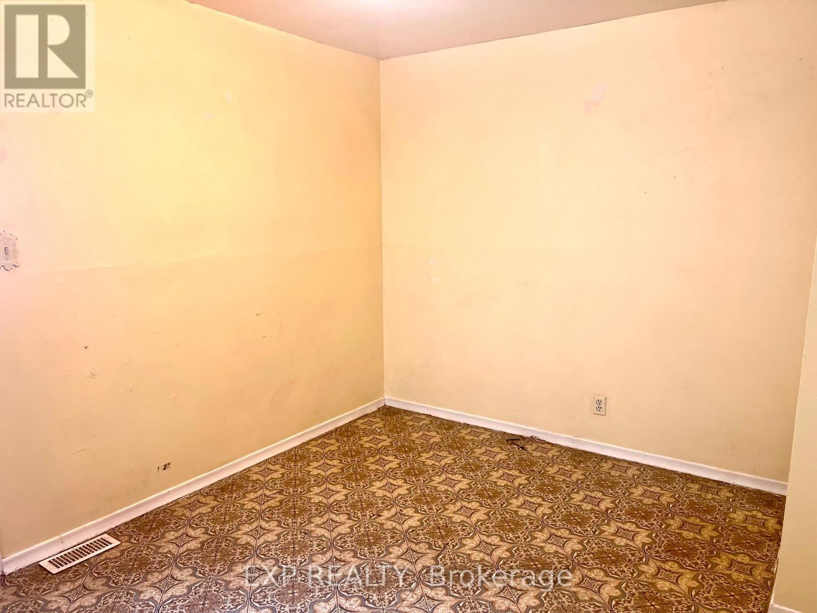 57 Spadina Avenue, Ottawa, Ontario  K1Y 2B8 - Photo 12 - X13759372